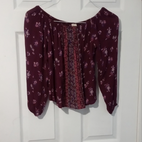 Hollister Tops - Hollister Maroon Floral Blouse